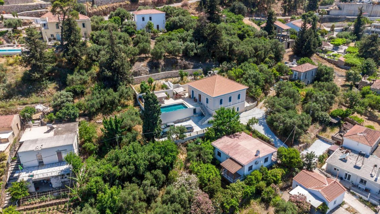Villa Remedio Neon Khorion  Eksteriør bilde